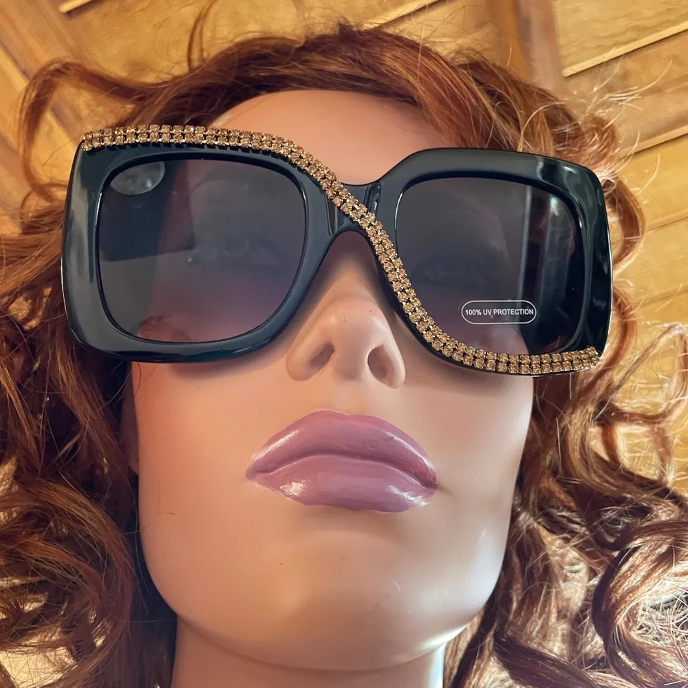 Fabulous New Gold RHINESTONE Embellished Oversized Square SUNGLASSES